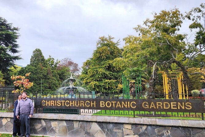 Christchurch City Top Spots Half Day Tour(Small Group Tour) - Cashmere Hill Lookout puts Christchurch in view
