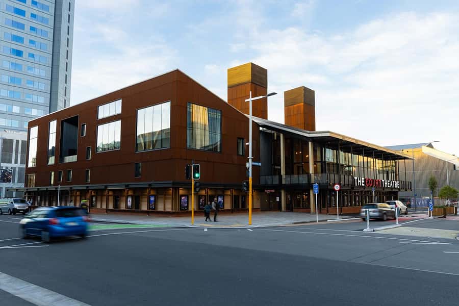 Christchurch: Heritage & Arts Walking Tour - Why this three-hour walk works so well