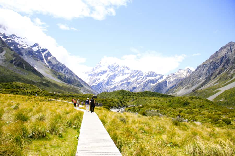 Christchurch: Lake Tekapo Stargazing & Mount Cook 2-Day Tour - Day two: the Church of the Good Shepherd and Mount John
