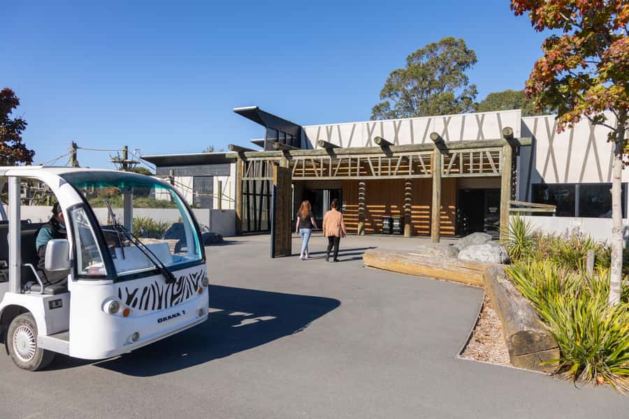Christchurch: Orana Wildlife Park Admission - Find kiwi, kea, whio, and native reptiles