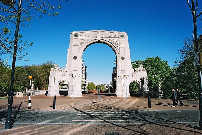 Christchurch Private Luxury Full Day Tour - The Christchurch Botanic Gardens and Hagley Park