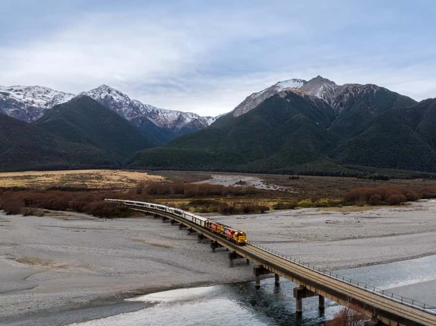 Christchurch to Franz Josef 1 Way Tour inc TranzAlpine Train - Key points at a glance