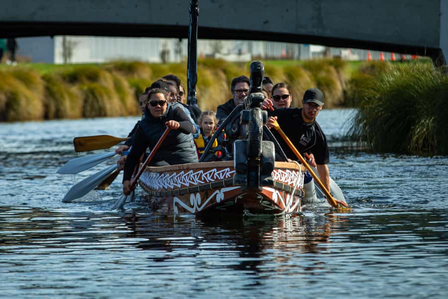 Christchurch: Waka Paddling Experience on the Avon River - The guides make the cultural content accessible