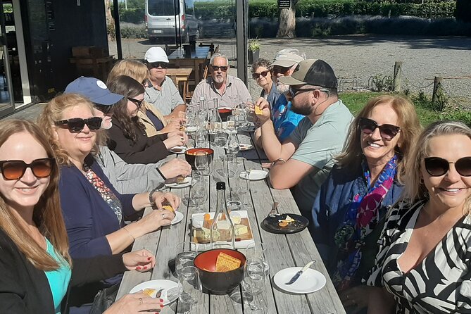 Deco Napier, Te Mata Peak, Garden Walk and Wine Tasting Tour - What makes this Napier tour worth considering