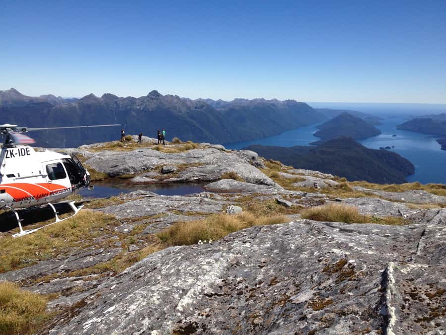 Doubtful Sound: Scenic Flight with 2 Landings - Bradshaw Sound and the Main Divide