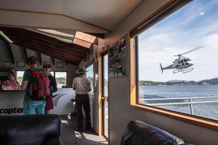 Doubtful Sound: Scenic Flight with 2 Landings - First landing: remote alpine silence