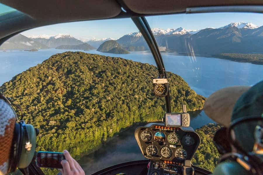 Doubtful Sound: Scenic Flight with 2 Landings - Second landing at Mount Kidd