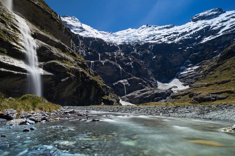 Earnslaw Burn Glacier & Waterfalls | 75min from Queenstown - Why the Earnslaw Burn flight is special