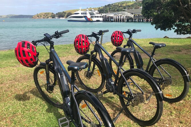 eRide Waiheke 5 bays ride - Beaches, bays, and a possible summer swim
