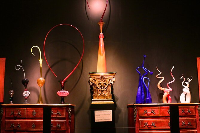 Explore gardens & galleries filled with incredible art, Matakana - A coffee, meal, or local wine after the art