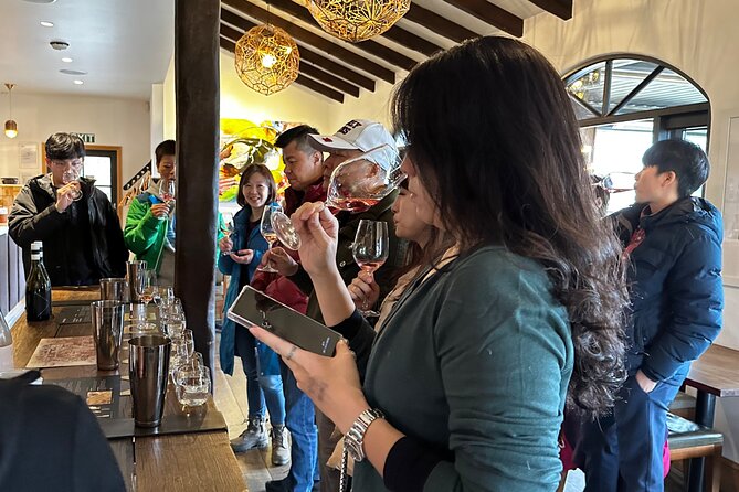 'Express' Wine Tour & Māori Culture Wānaka - Maude Wines and local family businesses