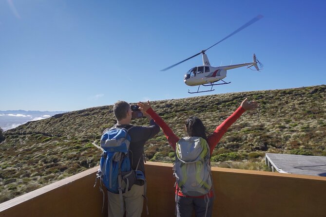 Fiordland Heli-hike from Te Anau - Seeing the Hidden Lakes and Main Divide from the air