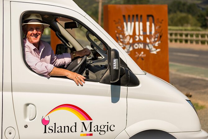 Flavours of Waiheke, wine, beer, spirits INCLUDES lunch - MAX 11 - Why this Waiheke tour works well