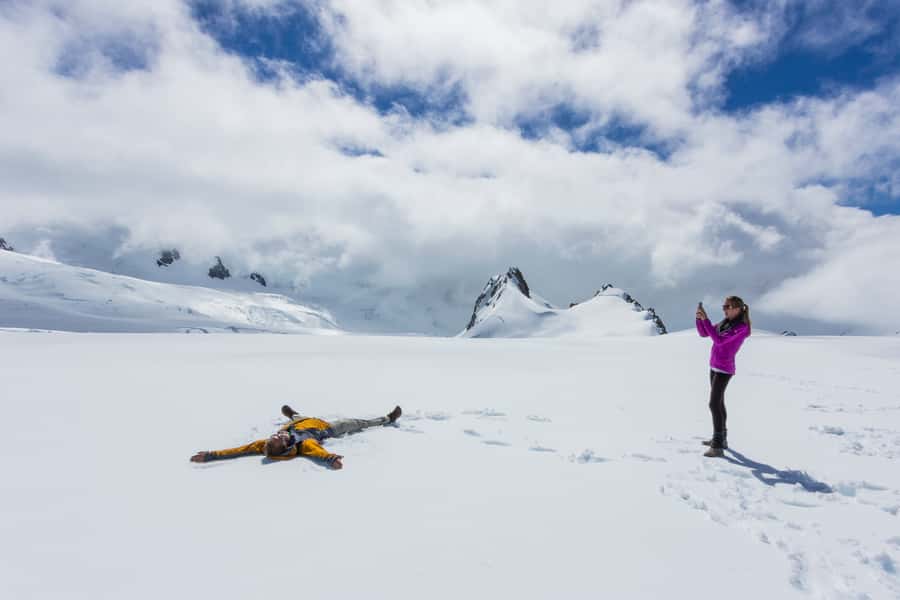 Fox Glacier: Scenic Helicopter Flight with Snow Landing - Who will enjoy this flight most?