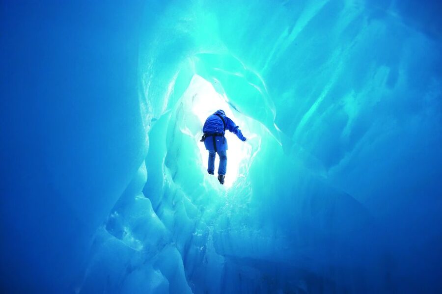 Franz Josef: 2.5 Hour Glacier Hike with Helicopter Transfer - The pace, group size, and photo problem