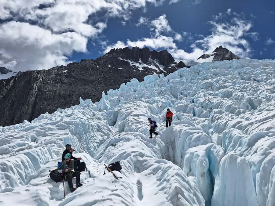 Franz Josef: Bespoke Small Group Heli-Hike with Lunch - Why this Franz Josef glacier trip is different