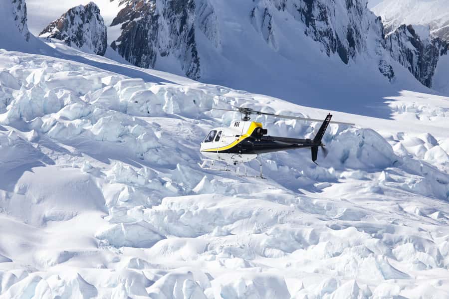Franz Josef: Glacier Helicopter Ride with Snow Landing - Landing on the Snow