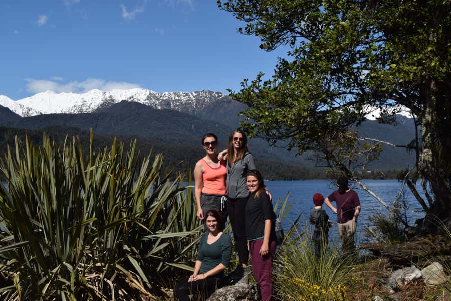 Franz Josef: Kayak & Walking Tour to Okarito Kiwi Sanctuary - Tea, coffee, and a quiet forest pause