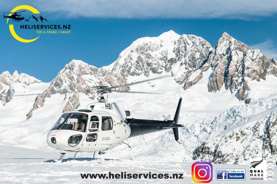Franz Josef: The Grand Tour by Helicopter with Snow Landing - The blue icefalls and high Southern Alps