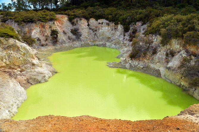 From Auckand: Waiotapu and Polynesian Spa Rotorua Day Tour - The return drive to Auckland