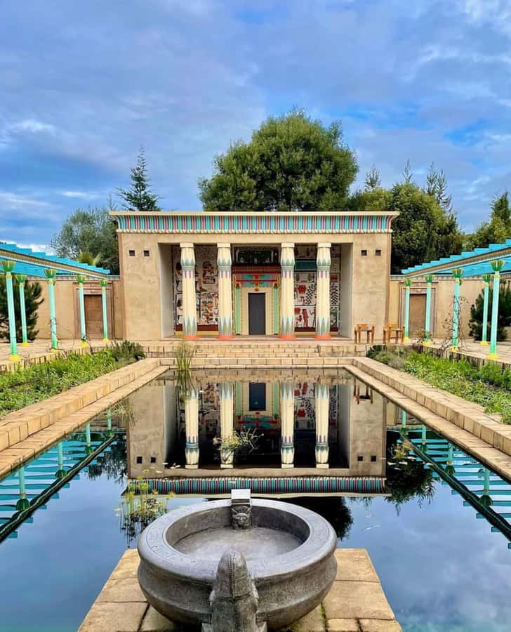 From Auckland: Hobbiton & Hamilton Gardens Small Group Tour - Is $209 good value?