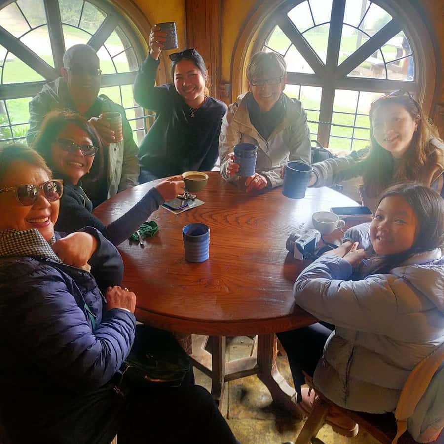 From: Auckland: Rotorua via Hobbiton Tour One Way Tour - The guides are a major part of the value