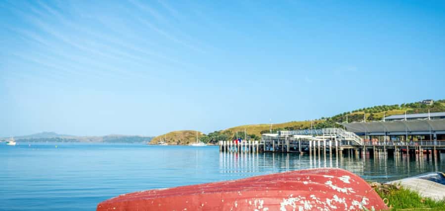 From Auckland: Waiheke Island Wineries' Tour - Four stops, four different versions of Waiheke wine