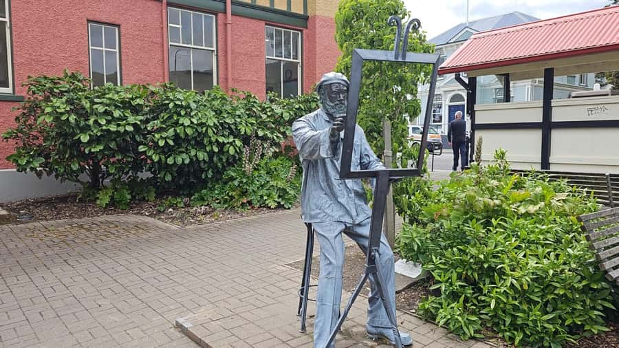 From Christchurch: Akaroa Day Tour with Optional Cruise - Key things to know before booking