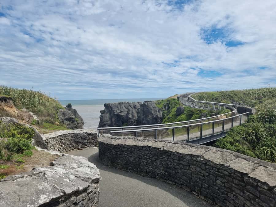 From Greymouth: Punakaiki Blowholes & Pancake Rocks Tour - Who will enjoy this tour most?