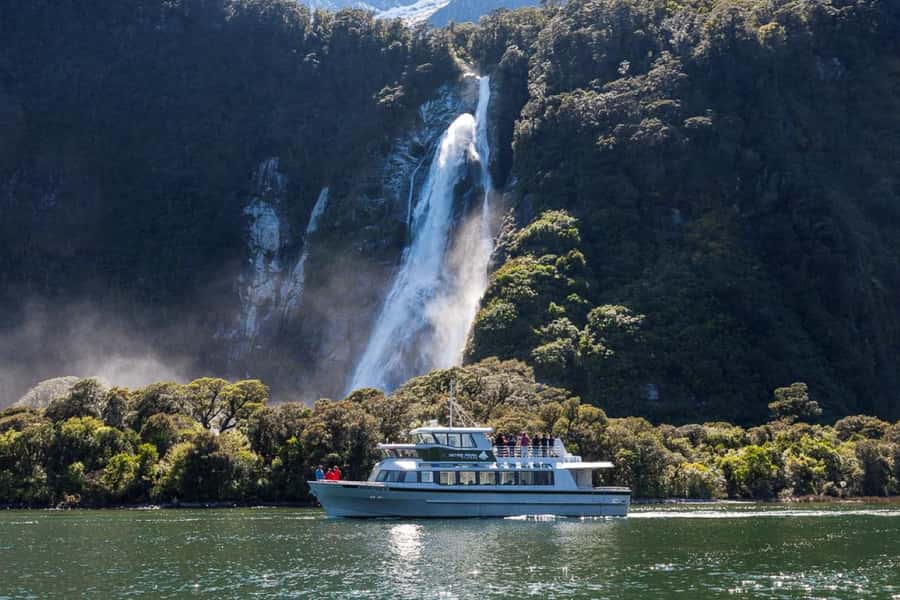 From Queenstown: Milford Sound Cruise and Scenic Drive - Key points at a glance