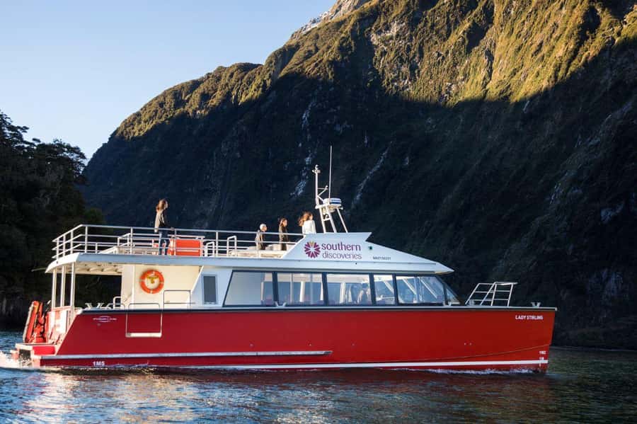 From Queenstown: Milford Sound Flight and Nature Cruise - The return flight and Sutherland Falls