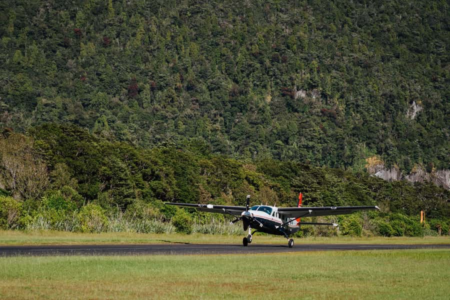 From Queenstown: Milford Sound Full-Day Trip by Plane & Boat - Landing at Milford Sound and transferring to the boat