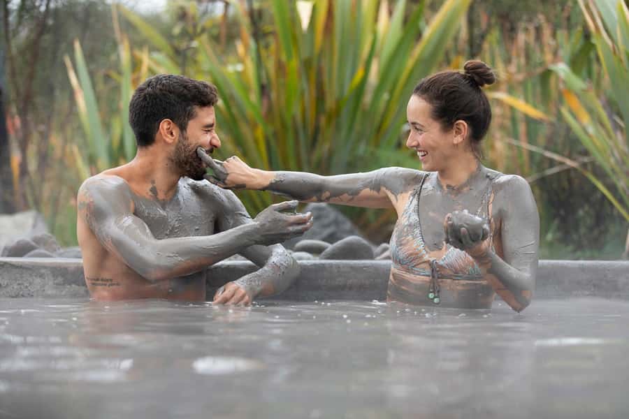 From Rotorua: HELL's GATE Geothermal MUD BATH Half Day Tour - The 45-minute geothermal walk
