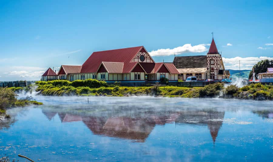 From Rotorua: Wai-O-Tapu, Waimangu and Te Puia Full-Day Tour - My verdict: book it for the full Rotorua picture
