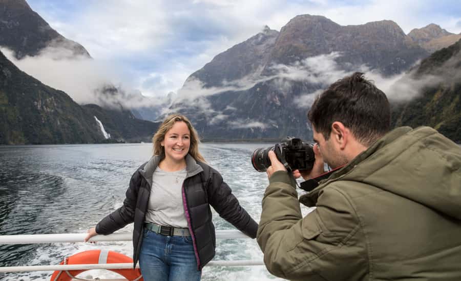 From Te Anau: Milford Sound Cruise & Glass-Roof Coach Tour - Lunch, drinks, and practical onboard choices