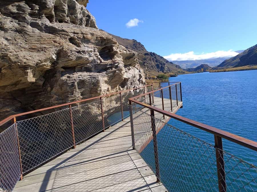 From Wanaka - Bike the Dunstan Trail with shuttle return - The 42-kilometre ride toward Clyde