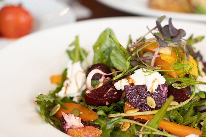 Full-Day Wine Tasting Tour in Auckland with 3-Course Vineyard Lunch - Is the $123.49 price good value?