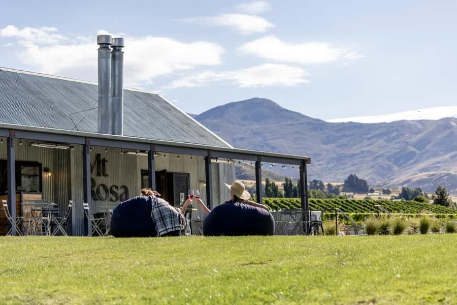 Gibbston: Mt Rosa Wine Tasting Experience - Arriving at Mt Rosa Cellar Door in Gibbston