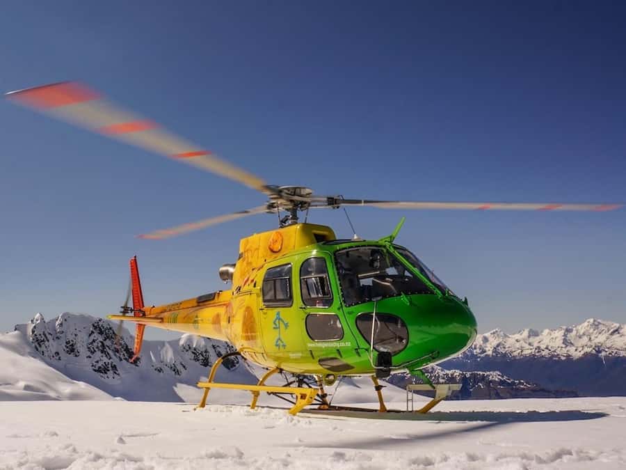 Glenorchy: 25-30 Minute Snow Landing Helicopter Experience - The Flight Over Glenorchy and Lake Wakatipu