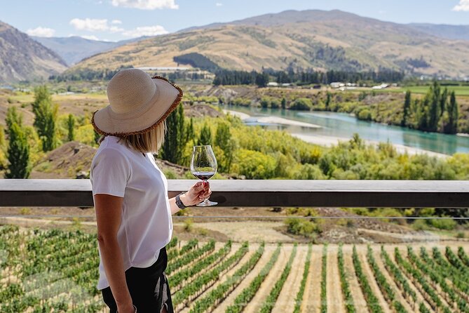 Gourmet Food and Wine Tour Queenstown All-Inclusive Tour - The morning drive through Lake Hayes and Kawarau
