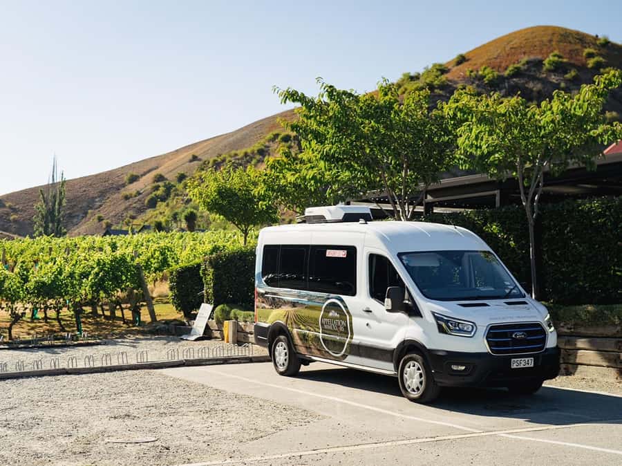 Gourmet Food and Wine Tour with Lunch and Wine Tastings - Key points worth knowing