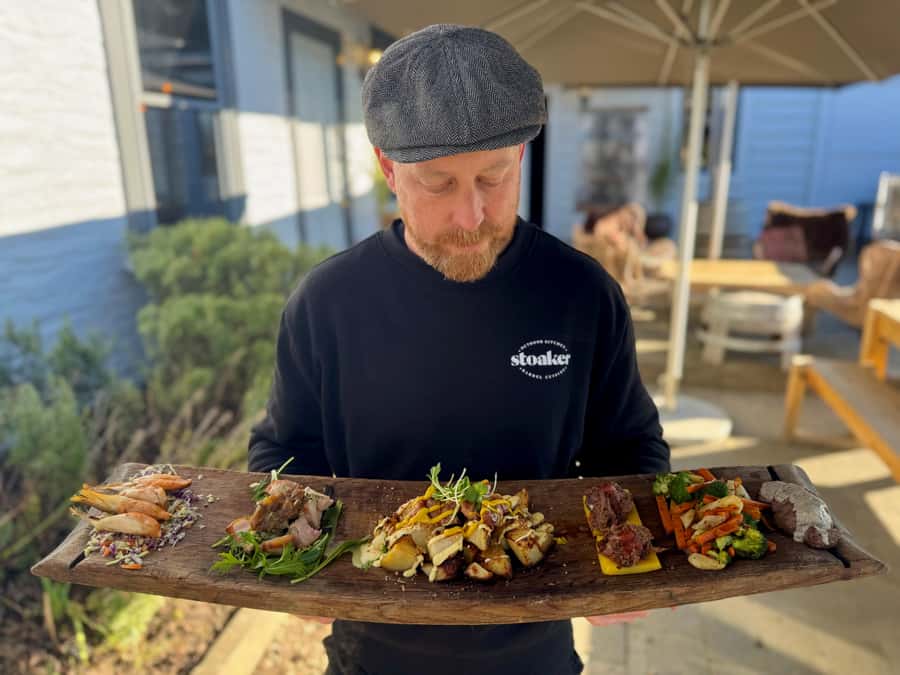 Gourmet Food and Wine Tour with Lunch and Wine Tastings - Cromwell and the vineyards of the Bannockburn basin