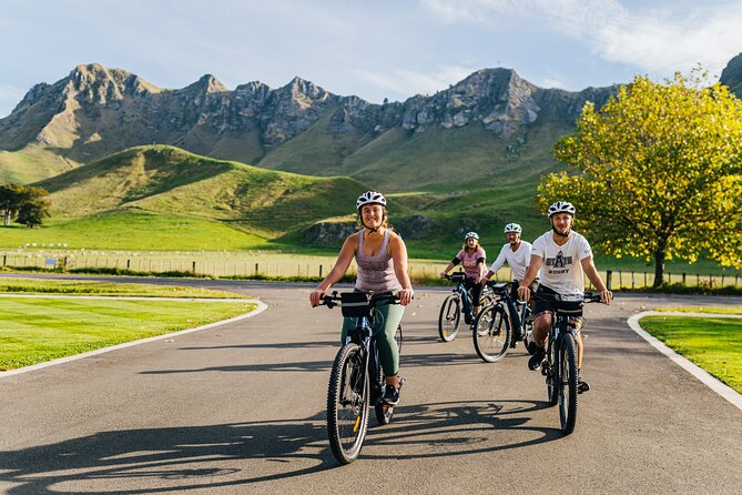 Great Escape Self-Guided Scenic Cycle Winery Tour from Napier - Black Barn and the 4pm shuttle home
