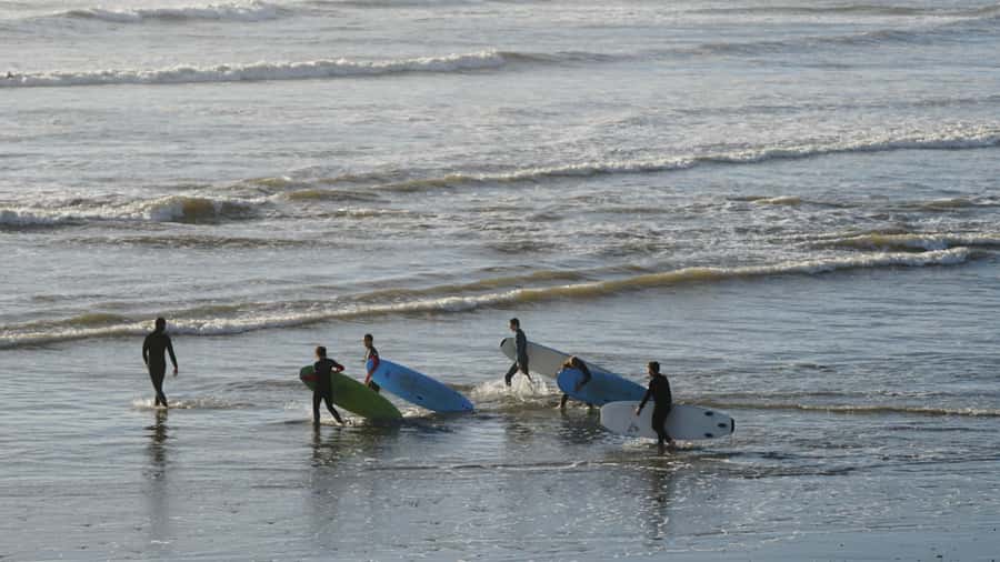 Greymouth: 2-Hour Beginner Surf Lesson - Second water session: working toward standing