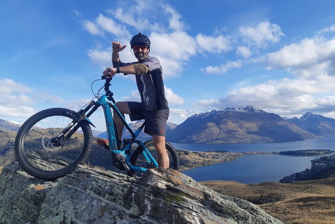 Guided eBike Tour 'Ride to the Sky' - From Frankton to the first mountain-bike lesson