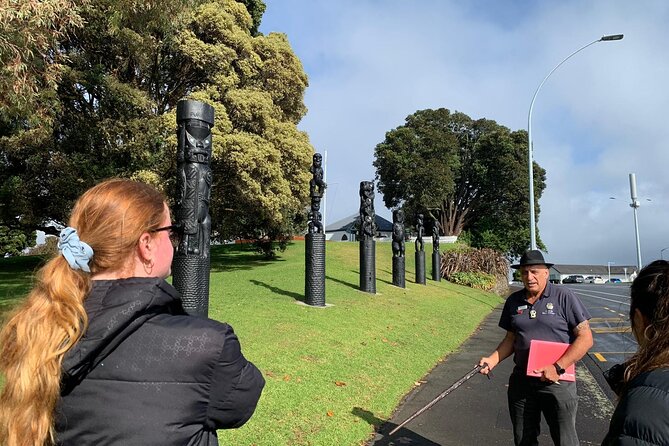 Guided Māori History and Culture Tour to Rotorua and Tauranga - A very New Zealand lunch at Tauranga Crossing
