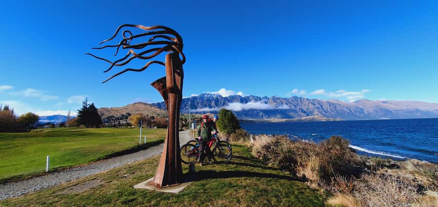 Guided Scenic E-bike Tour - Ride to the Lake - Key points at a glance