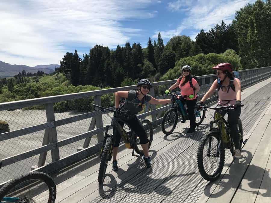 Guided Scenic E-bike Tour - Ride to the Lake - Following the two rivers toward the lake