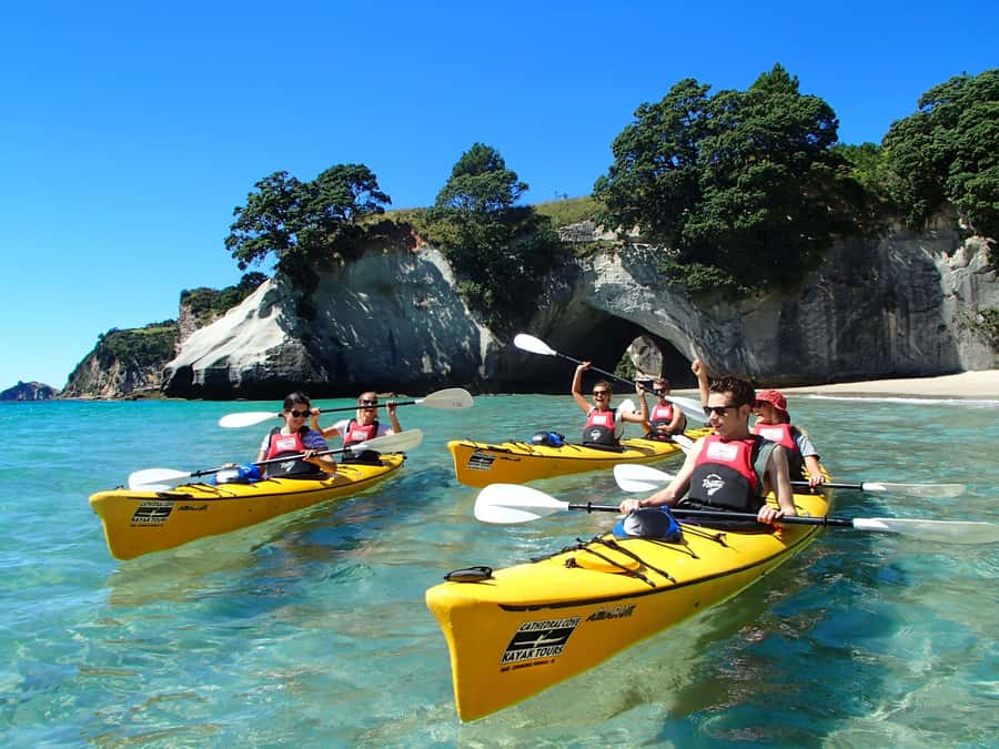 Hahei: Cathedral Cove Kayak Tour - Refreshments included - Islands, rock gardens, and local wildlife