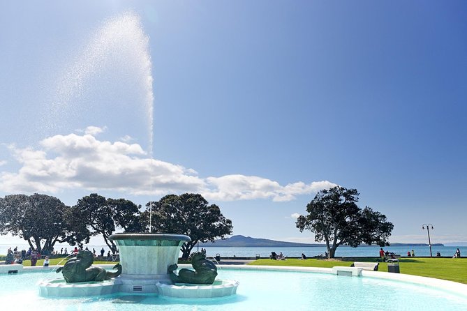 Half-day Discover Auckland City Sightseeing Tour - Westhaven Marina and the Harbour Bridge